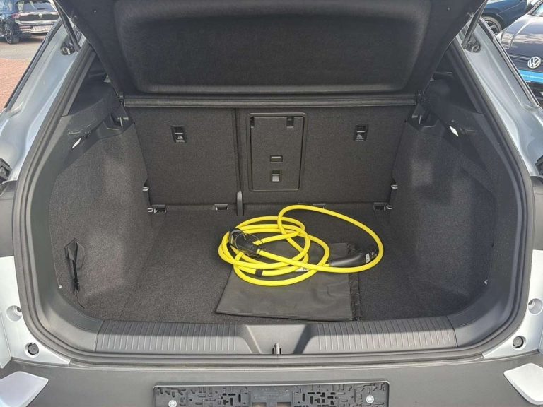 Volkswagen ID.4 Pure - photo 12