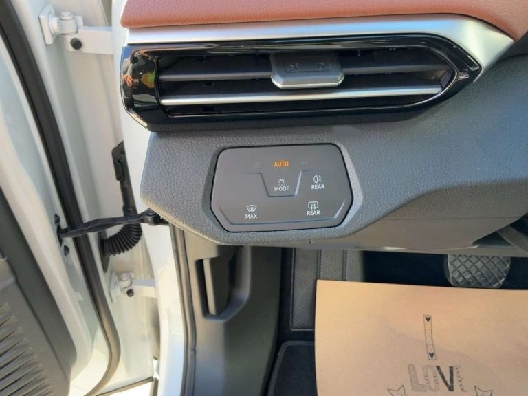 Volkswagen ID.5 Pro 77 kWh - photo 12