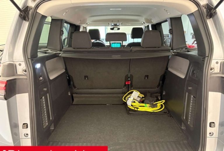 Volkswagen ID. Buzz Pro - photo 12
