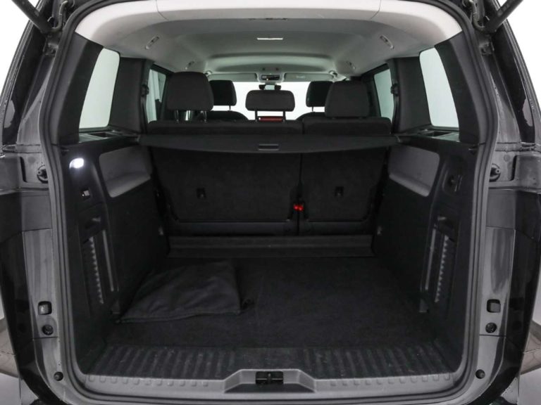 Volkswagen ID. Buzz Pro - photo 11