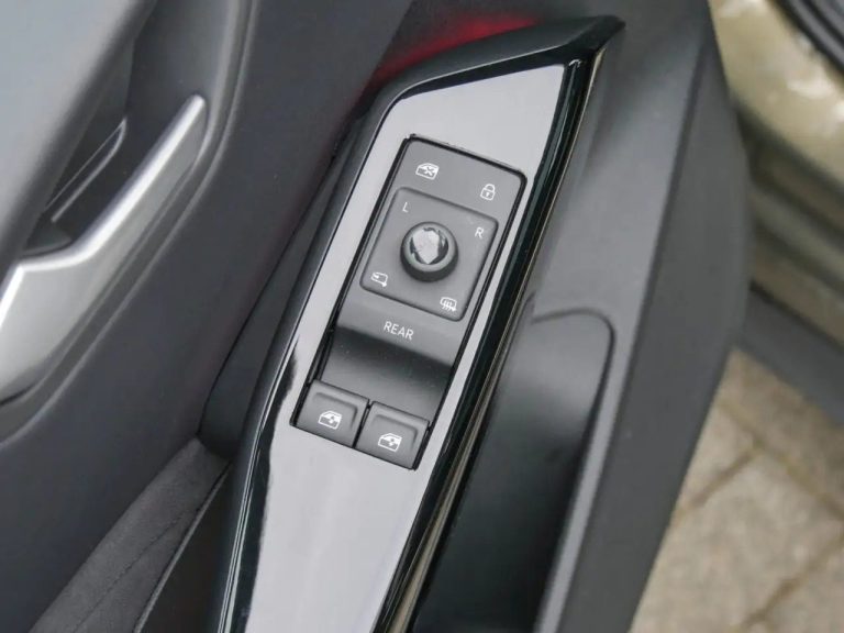 Volkswagen ID.3 Pro - photo 14