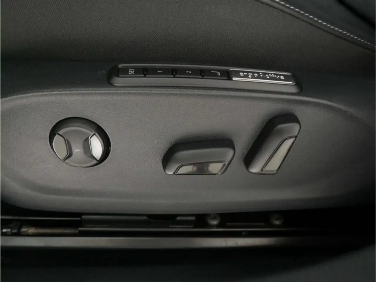 Volkswagen ID.7 Pro 77 kWh - photo 15