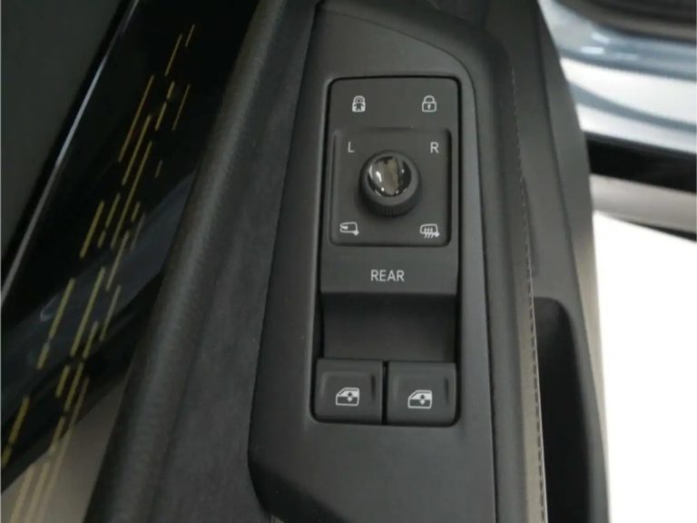 Volkswagen ID.7 Pro 77 kWh - photo 17