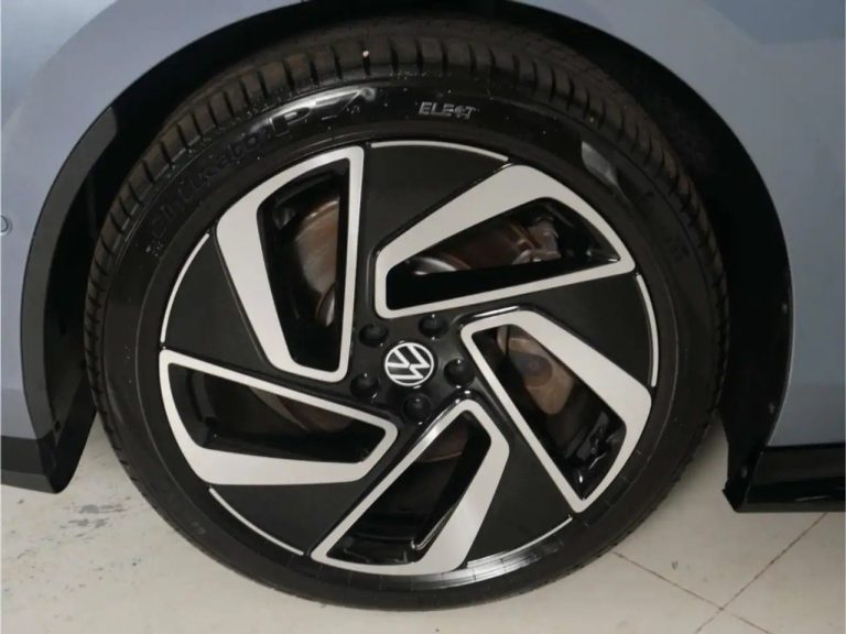 Volkswagen ID.7 Pro 77 kWh - photo 4