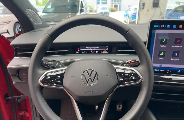 Volkswagen ID.7 Pro 210 kW - photo 8