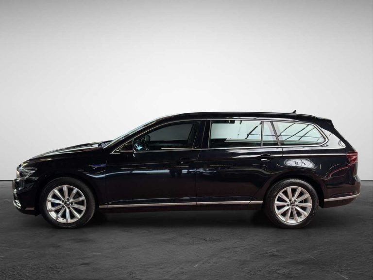 Volkswagen Passat Variant GTE - photo 3