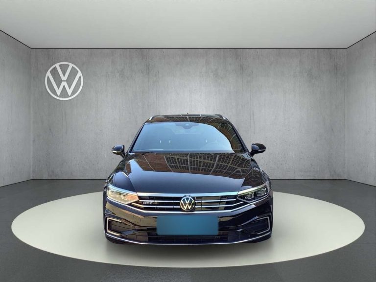 Volkswagen Passat Variant GTE - photo 5