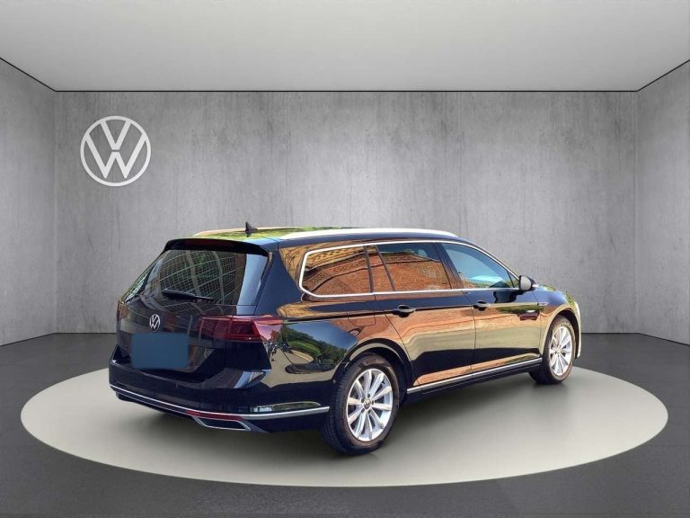 Volkswagen Passat Variant GTE - photo 7