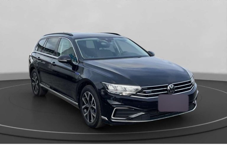Volkswagen Passat Variant GTE - photo 7