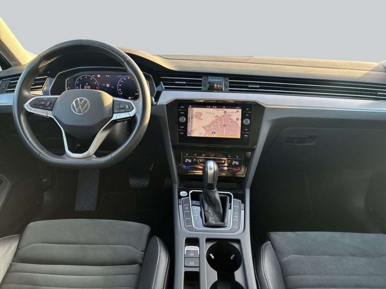 Volkswagen Passat Variant 1.5 TSI DSG Elegance - photo 10