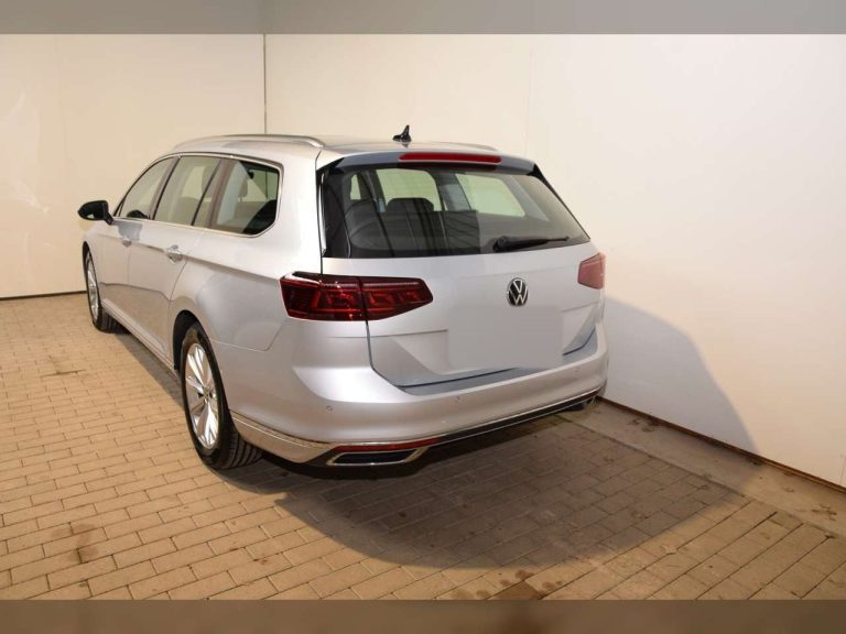 Volkswagen Passat Variant 1.5 TSI DSG Elegance - photo 2
