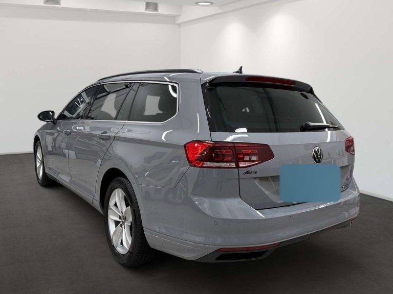 Volkswagen Passat Variant 2.0 TDI 4MOTION DSG Business - photo 4