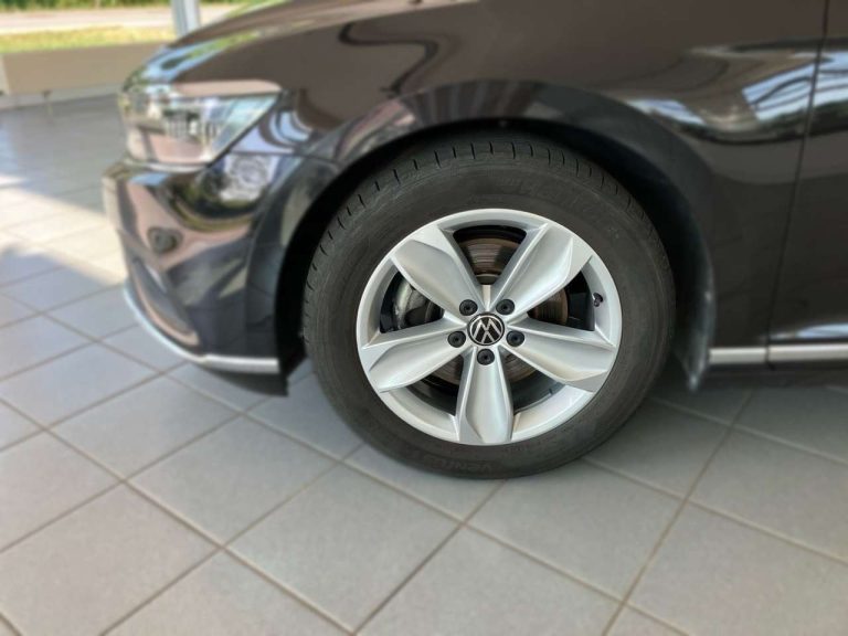 Volkswagen Passat Variant 1.5 TSI DSG Elegance - photo 11