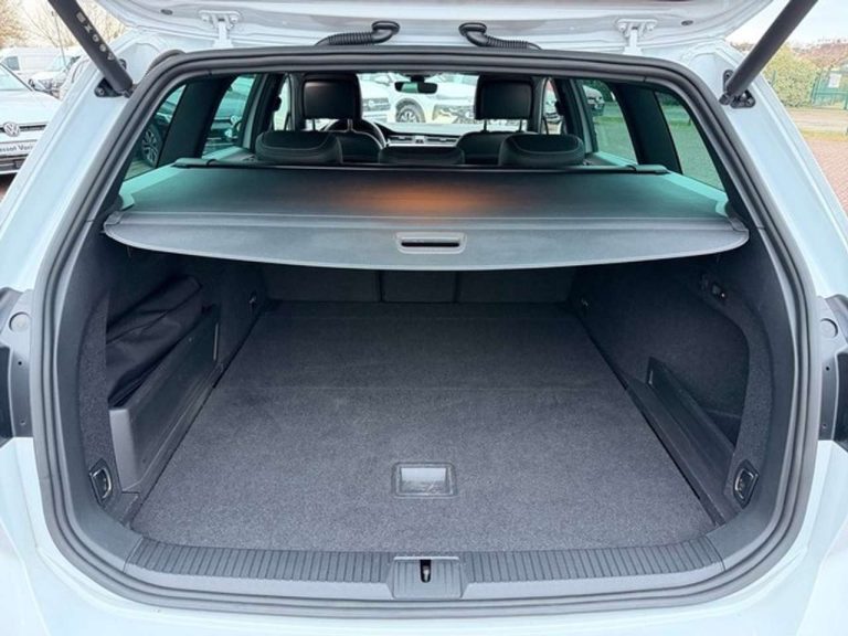 Volkswagen Passat 2.0 TDI DSG Elegance - photo 13