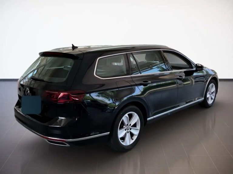 Volkswagen Passat Variant 1.5 TSI DSG Elegance - photo 2