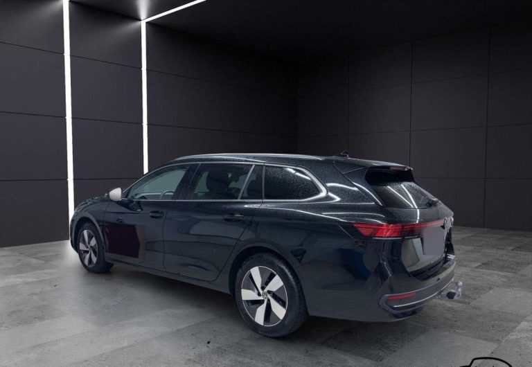 Volkswagen Passat Variant 1.5 eTSI DSG Business - photo 2