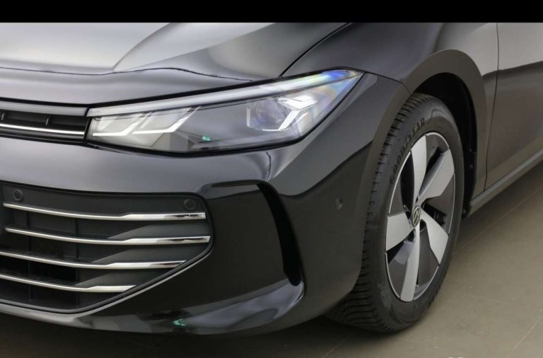 Volkswagen Passat Variant 1.5 eTSI DSG Business - photo 3