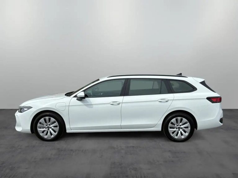 Volkswagen Passat Variant 1.5 eHybrid DSG - photo 4