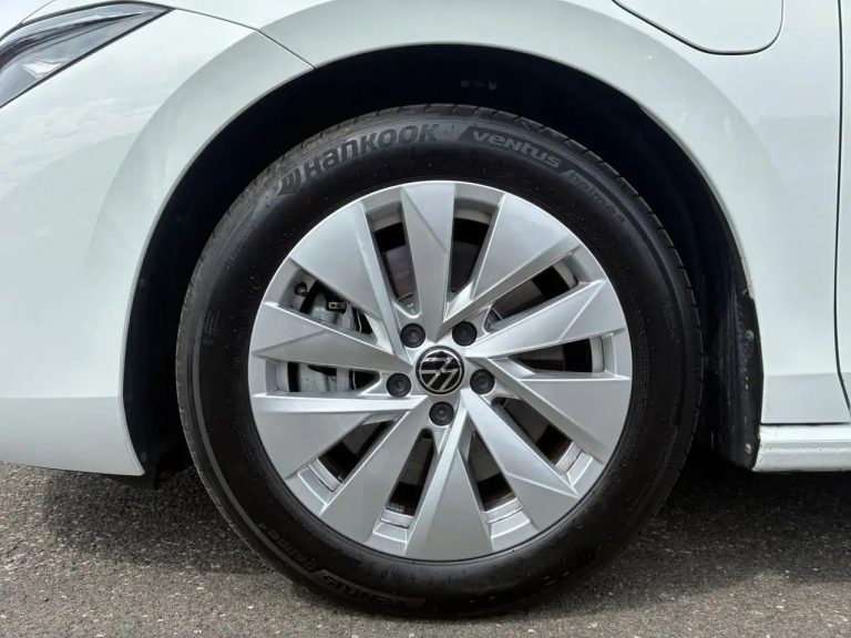 Volkswagen Passat Variant 1.5 eHybrid DSG - photo 7