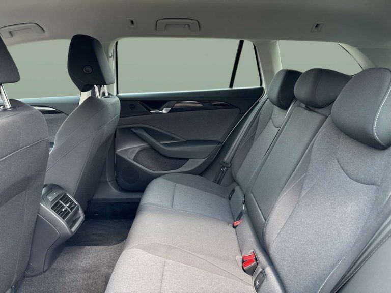 Volkswagen Passat Variant 1.5 eTSI DSG - photo 9