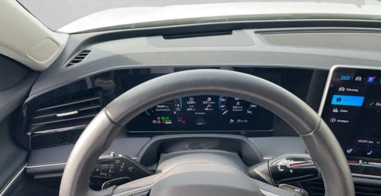 Volkswagen Passat Variant 1.5 TSI eHybrid - photo 14