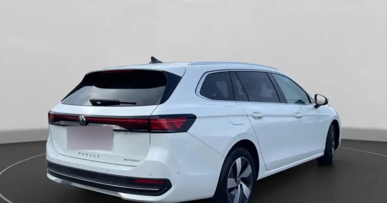 Volkswagen Passat Variant 1.5 TSI eHybrid - photo 6