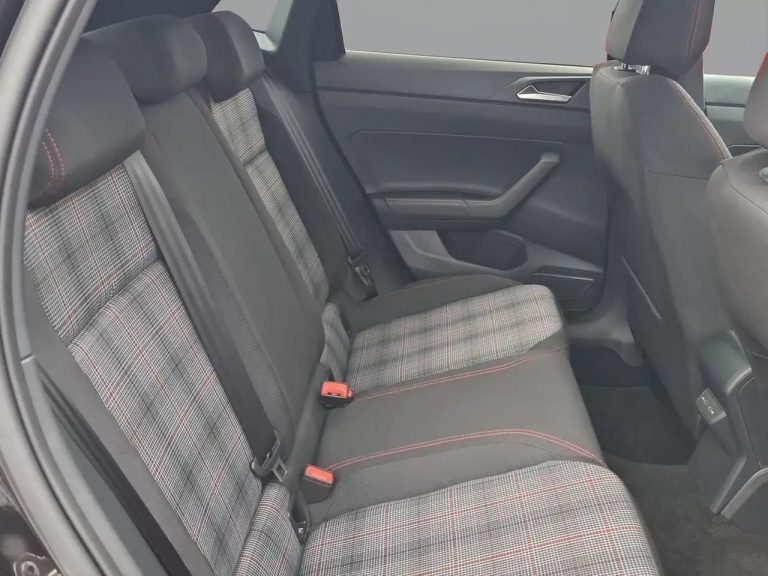 Volkswagen Polo GTI 2.0 TSI DSG - photo 15