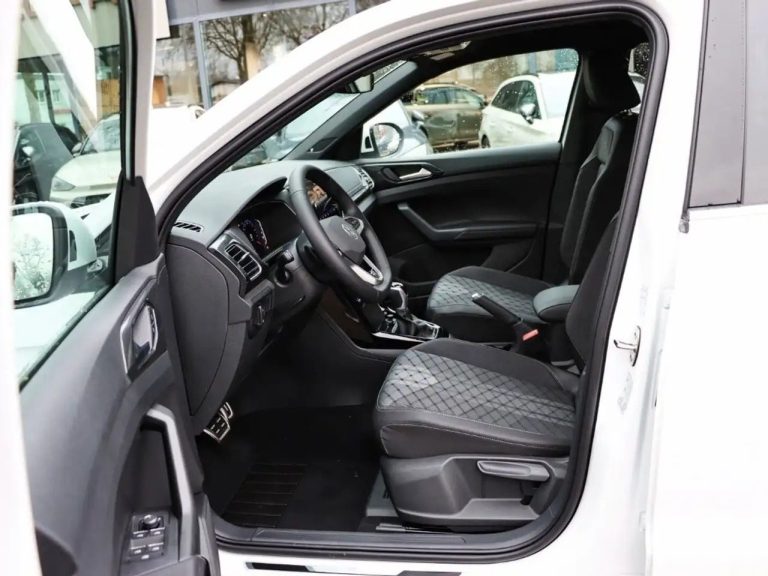 Volkswagen T-Cross R-Line 1.5 TSI OPF DSG - photo 11