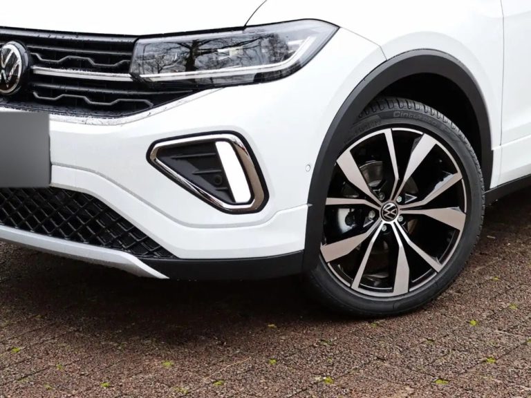 Volkswagen T-Cross R-Line 1.5 TSI OPF DSG - photo 3