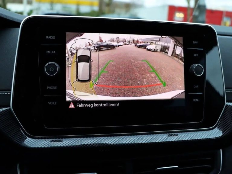 Volkswagen T-Cross R-Line 1.5 TSI OPF DSG - photo 6