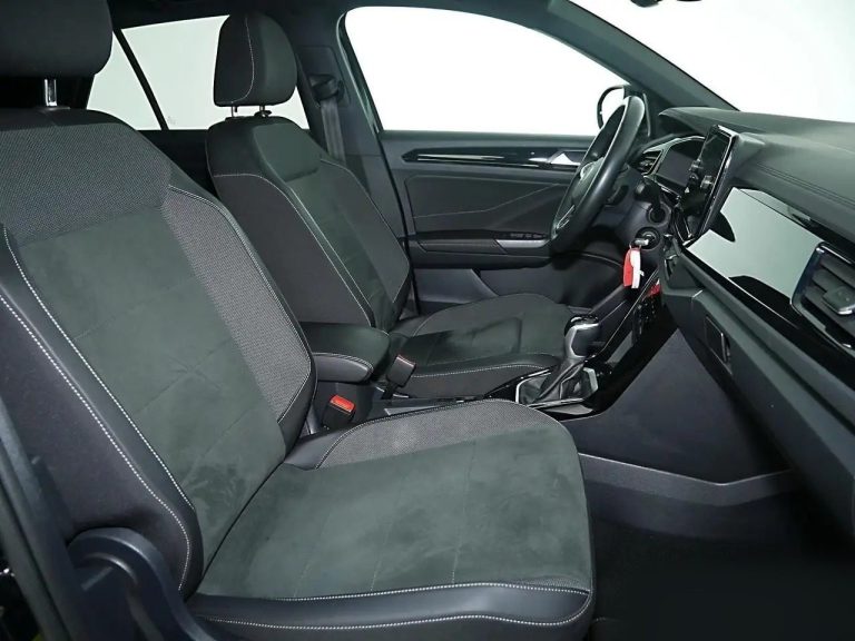 Volkswagen T-Roc 1.5 TSI R-Line DSG - photo 4