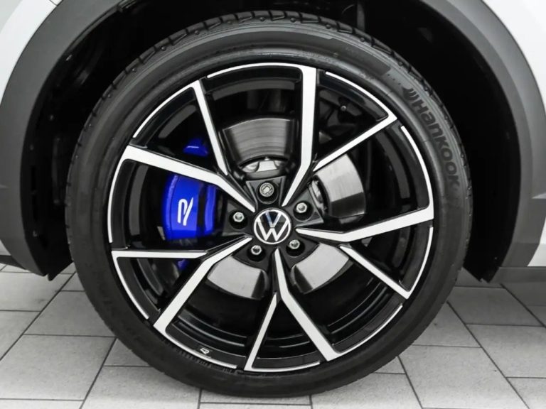 Volkswagen T-Roc R 2.0 TSI DSG 4MOTION - photo 3