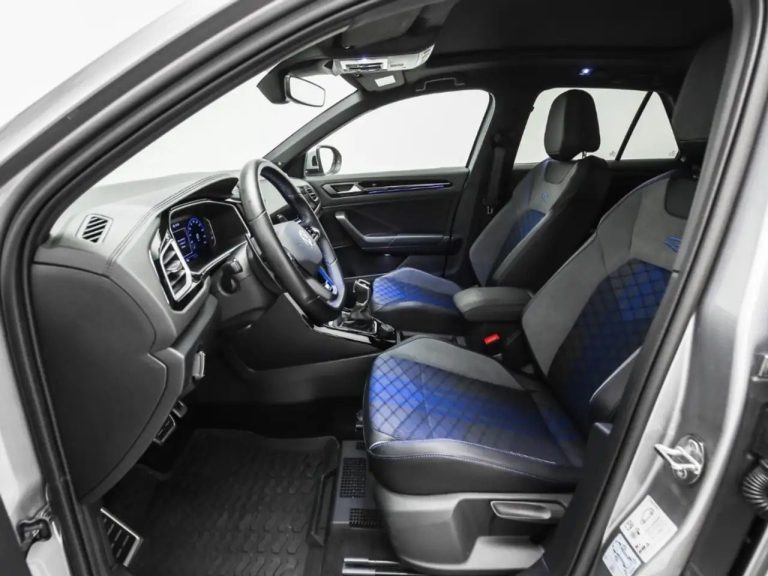 Volkswagen T-Roc R 2.0 TSI DSG 4MOTION - photo 6