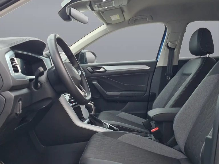 Volkswagen T-Roc 1.5 TSI Goal DSG - photo 11