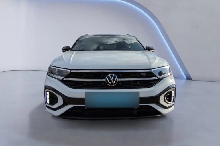 Volkswagen T-Roc R-Line 1.5 TSI DSG - photo 8