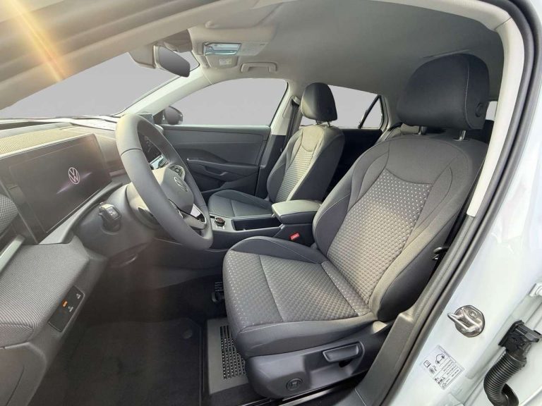 Volkswagen T-Roc 1.5 eTSI DSG Life - photo 11