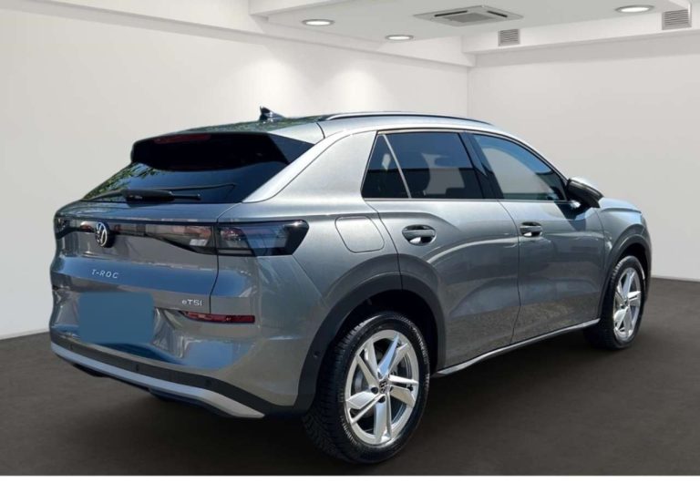 Volkswagen T-Roc 1.5 eTSI DSG Life - photo 2