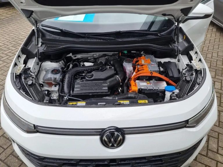 Volkswagen Tayron 1.5 eHybrid Life - photo 17