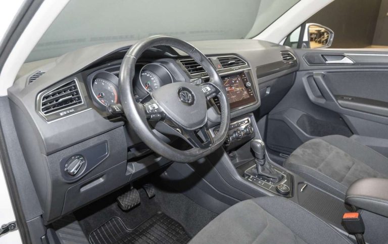Volkswagen Tiguan 2.0 TSI 4MOTION Highline - photo 6