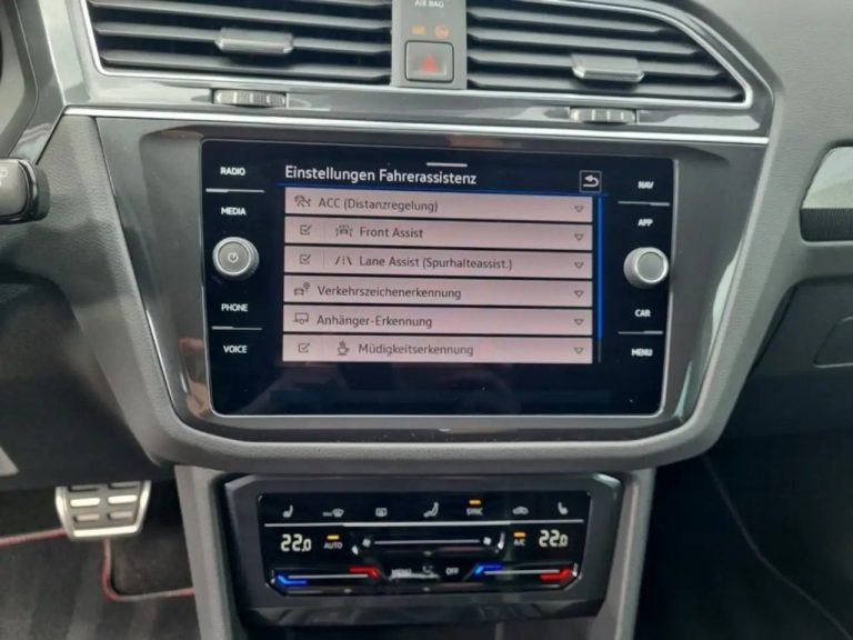 Volkswagen Tiguan 2.0 TDI Urban Sport - photo 11