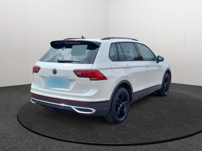 Volkswagen Tiguan 2.0 TDI Urban Sport - photo 4