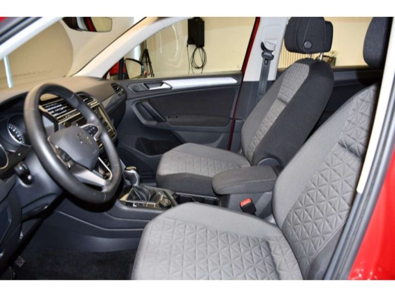 Volkswagen Tiguan 2.0 TSI 4MOTION DSG Life - photo 9