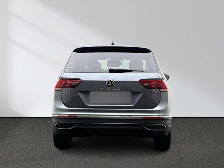 Volkswagen Tiguan 1.5 TSI DSG Life 7 places - photo 4