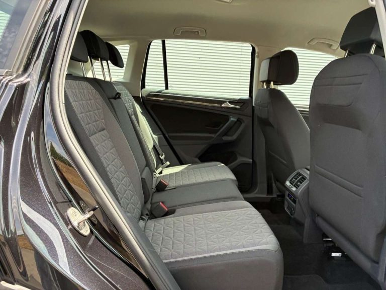 Volkswagen Tiguan 2.0 TDI DSG Life - photo 9
