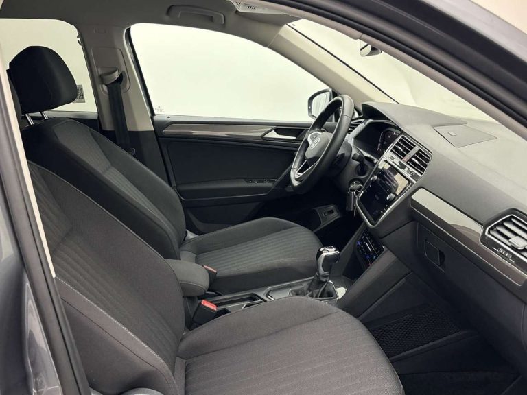 Volkswagen Tiguan 1.5 TSI DSG Life 7 places - photo 9