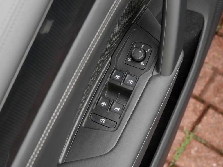 Volkswagen Tiguan 1.5 TSI eHybrid DSG Life - photo 10