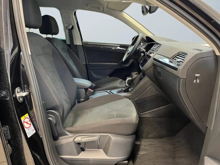 Volkswagen Tiguan 2.0 TDI Elegance DSG - photo 9