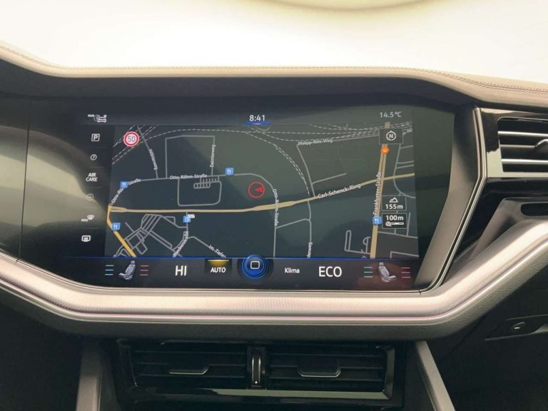 Volkswagen Touareg 3.0 V6 TSI eHybrid R 4MOTION - photo 11