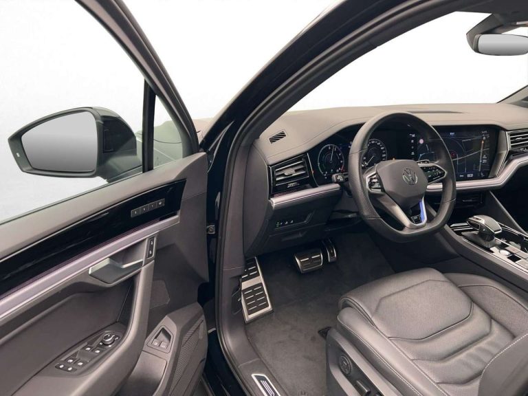 Volkswagen Touareg 3.0 V6 TSI eHybrid R 4MOTION - photo 14