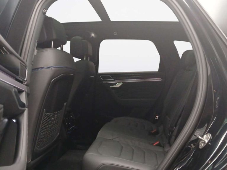 Volkswagen Touareg R 3.0 V6 eHybrid 4MOTION - photo 10